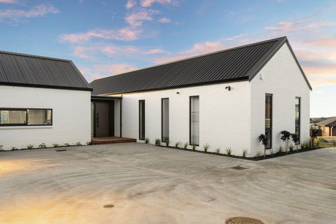 10 Kerr Crescent, Patumahoe, Pukekohe