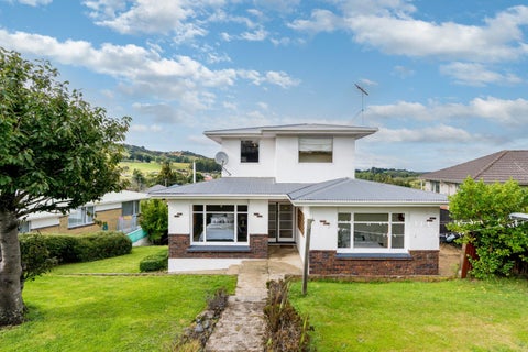 66 Waldron Crescent, Green Island, Dunedin