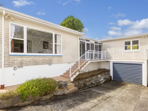4 Dawn Grove, Brown Owl, Upper Hutt