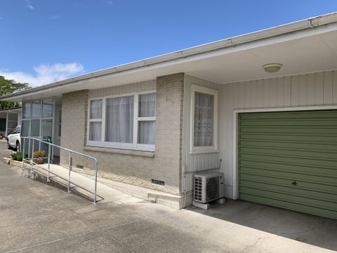 2/35 Middle Road, Havelock North, Havelock North