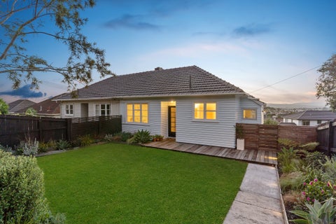 9 Simmonds Avenue, Mount Roskill, Auckland