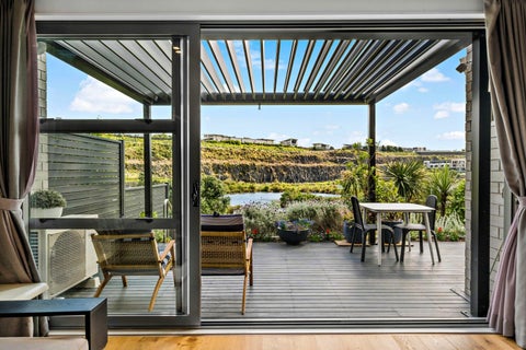 48 Kauriki Terrace, Stonefields, Auckland
