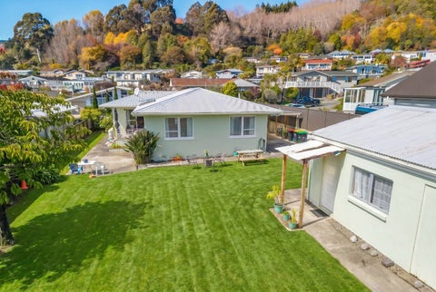36 Churchill Avenue, Richmond