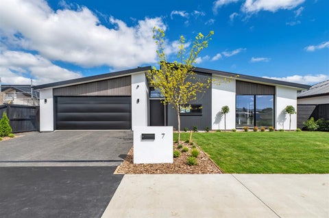 7 Frank Chittock Street, Lincoln, Lincoln