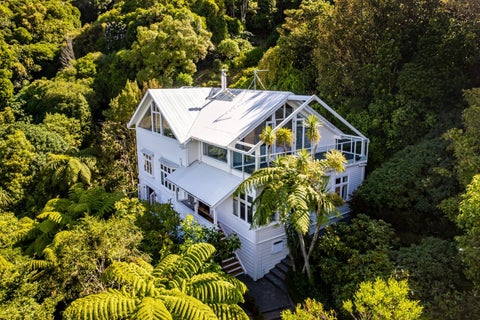 36 Laura Avenue, Brooklyn, Wellington