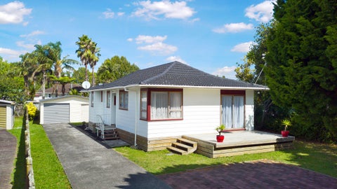8 Vanden Place, Henderson, Auckland