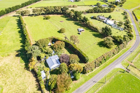 282 Parahaki Road, Waverley, Waverley