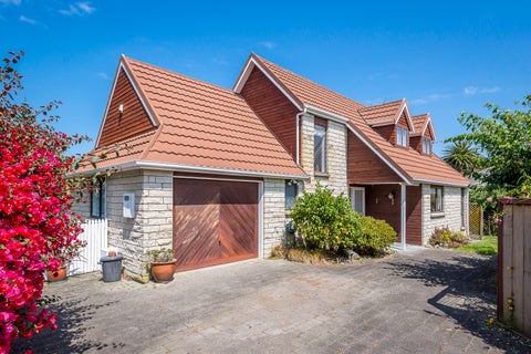 37A Rosebank Grove, Waikanae, Waikanae