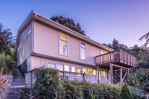 25 Voltaire Street, Karori, Wellington