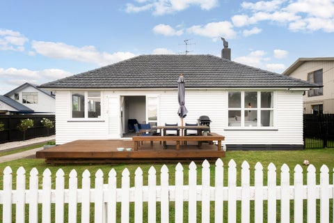188 Ngatai Road, Otumoetai, Tauranga