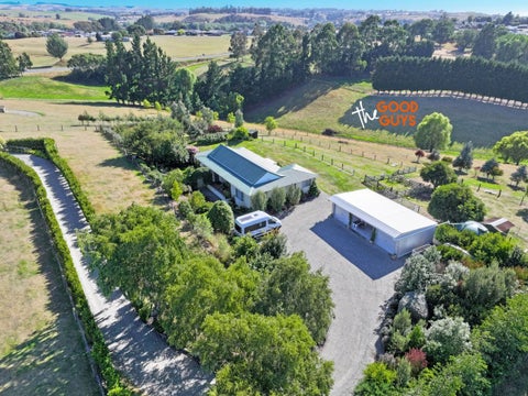 53 Maudes Road, Deborah