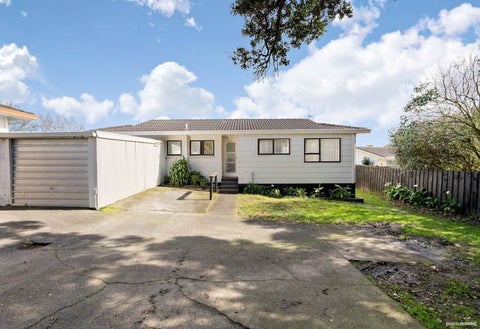 2/355 Roscommon Road, Clendon Park, Auckland