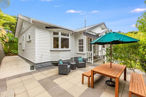 80 Delhi Crescent, Khandallah, Wellington