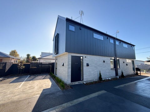 2/11 Cumberland Street, Richmond, Christchurch