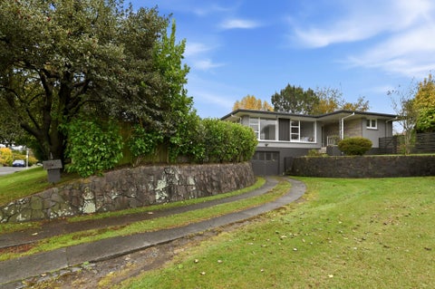 29 HILLCREST AVENUE, HILLCREST, Rotorua