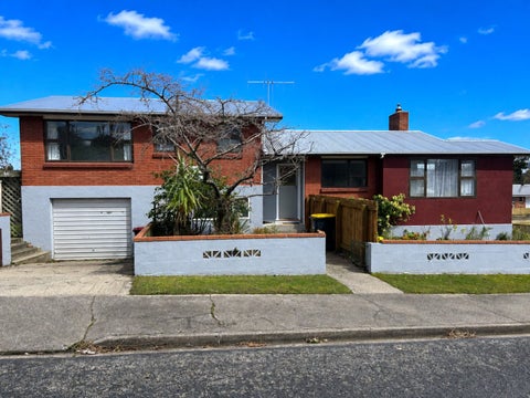 16 Kinmont Crescent, Kinmont Park, Mosgiel