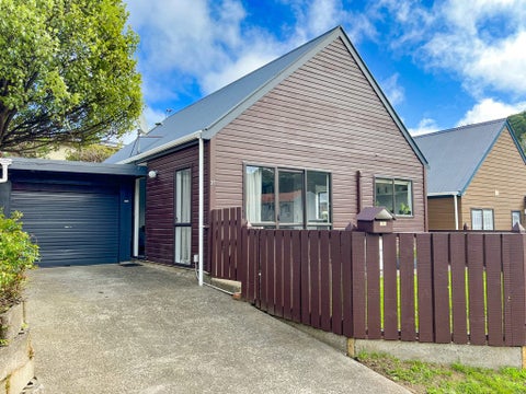 2C Black Rock Road, Newlands, Wellington