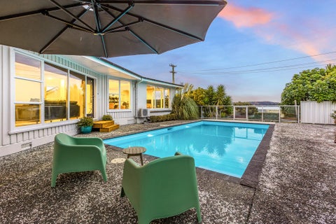 7 Motukaraka Point, Pauatahanui, Porirua