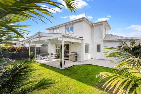 16 Samuel Cassidy Avenue, Swanson, Auckland