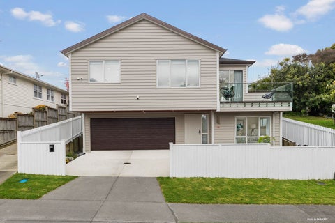 40A Caronia Crescent, Lynfield, Auckland