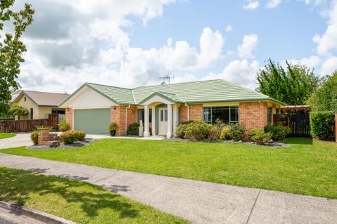 49 Cairns Crescent, Rototuna, Hamilton