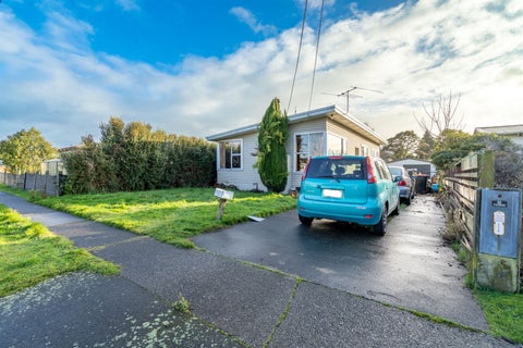 6 CLYDE Street, Mataura, Mataura