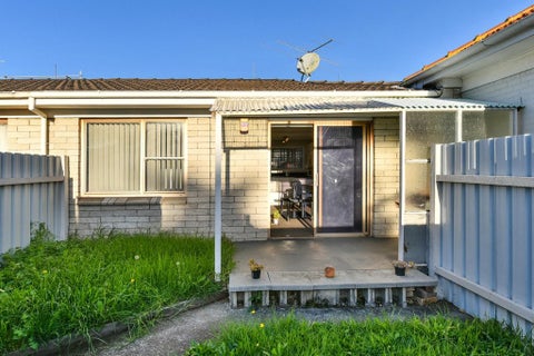 2/544 Great South Road, Papatoetoe, Auckland