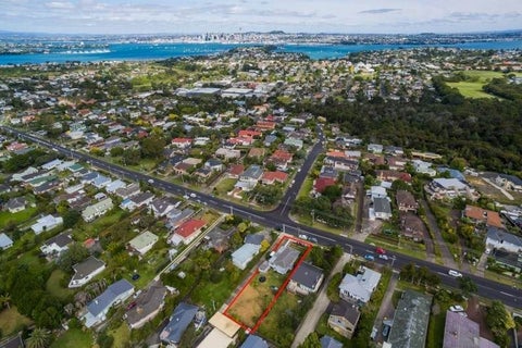 69 Raleigh Road, Northcote, Auckland