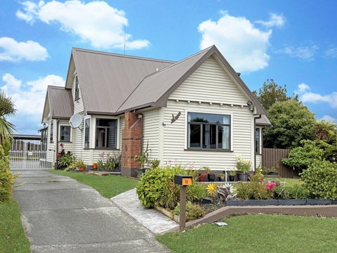 88 Jollie Street, Hokitika