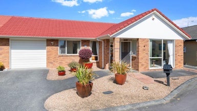 5/262 Centreway Road, Orewa, Orewa