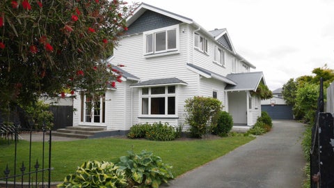 22 St Andrews Square, Strowan, Christchurch