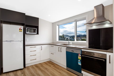 3A Hillview Crescent, Paparangi, Wellington