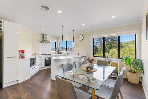 77 Erlestoke Crescent, Churton Park, Wellington