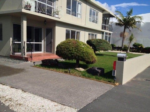2/103 Tamaki Drive, Mission Bay, Auckland