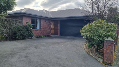 17 Veitches Road, Casebrook, Christchurch