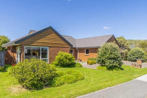 9 Lorna Irene Drive, Raumati South, Paraparaumu