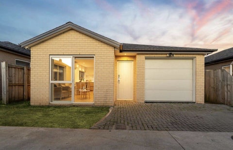 61C Settlement Road, Papakura, Papakura