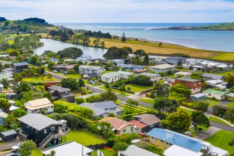 16 Taipari Avenue, Raglan, Raglan