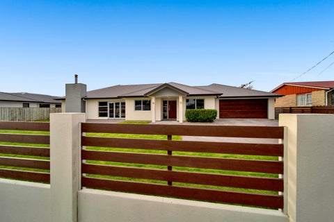 24A Fantham Street, Hawera