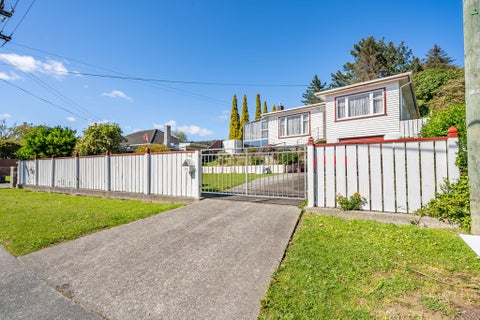 115 Wainuiomata Road, Wainuiomata, Lower Hutt
