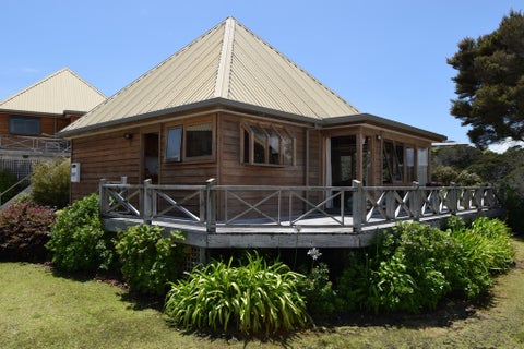 2 Te Maiki RISE, RUSSELL