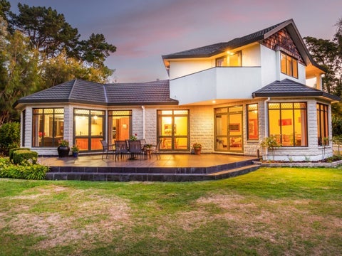 11 Conifer Court, Raumati Beach, Paraparaumu