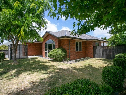 37 Oaklands Drive, Cambridge, Cambridge