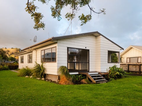 16 Edelsten Place, Tamarau, Gisborne