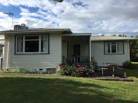11 East Road, Shannon, Shannon
