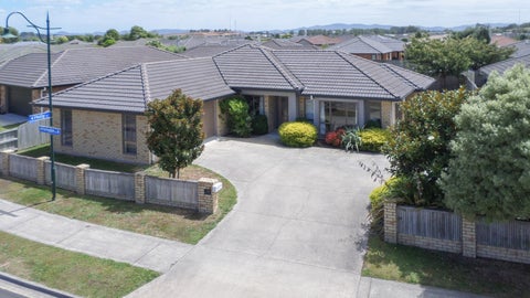 51 Farringdon Avenue, Rototuna North, Hamilton