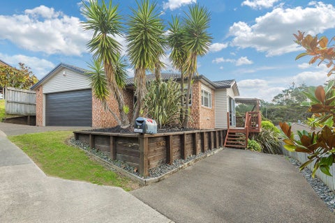 8 Lomas Way, Albany, Auckland