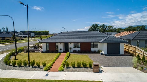 1 Camberley Road, Richmond