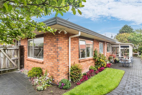 6 Fleetwood Grove, Waikanae