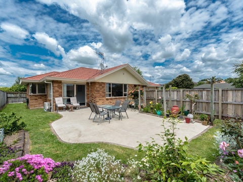15 Farnborough Drive, Nawton, Hamilton